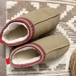 Women’s Fleece-lined Platform Slipper Shoe